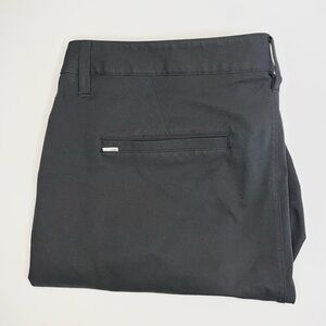 Vuori Cascade Pants Mens 38x30 Black Athletic Slim Fit Tech Chino Golf Travel